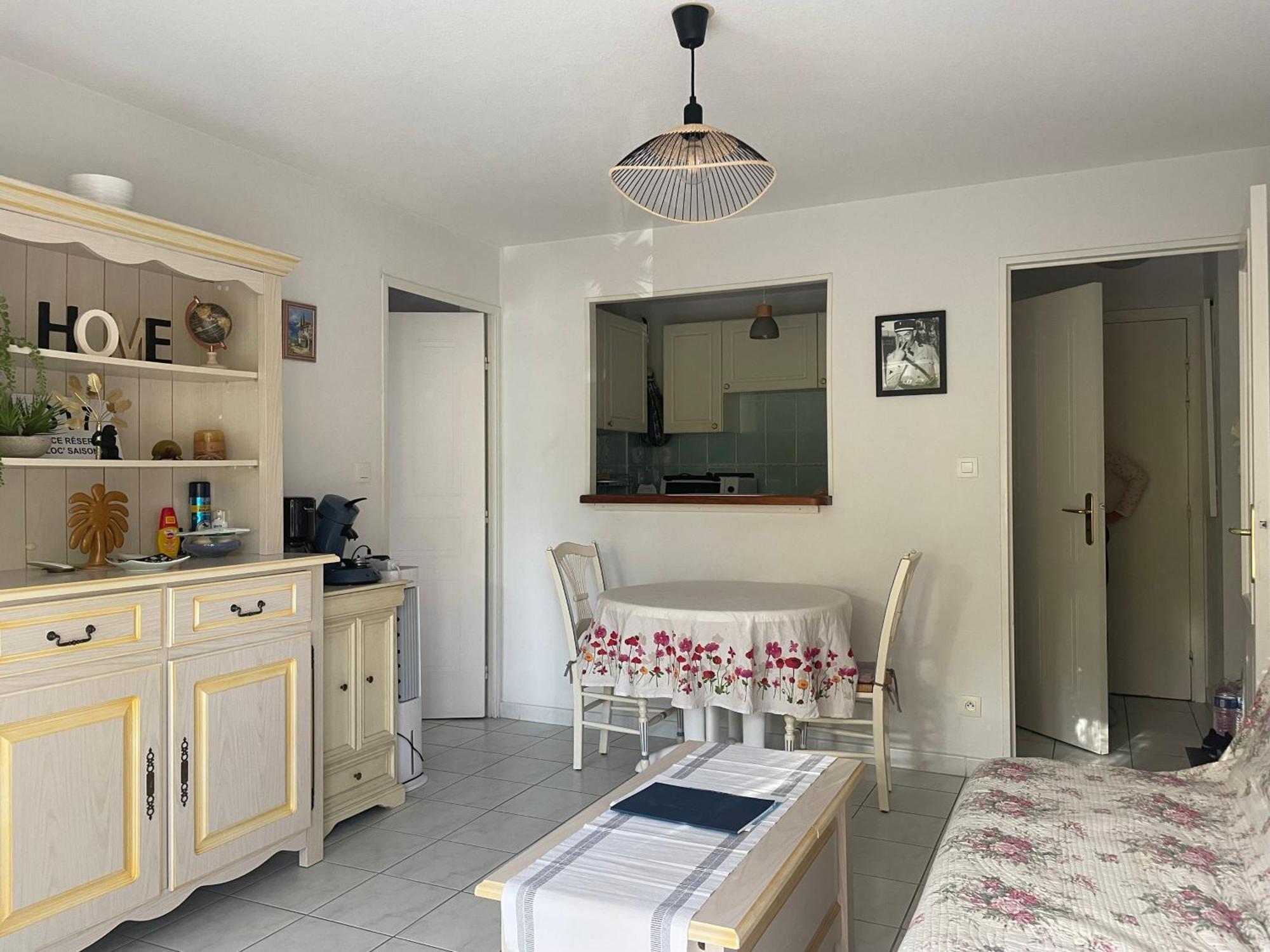 Appartement Le Tropical à Fréjus Extérieur photo